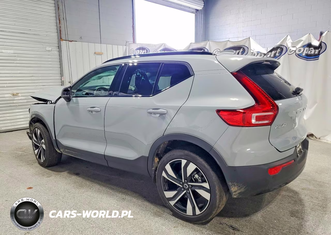 2026 Volvo Xc40 Plus VIN:YV4L12UC2T2796993 - 2