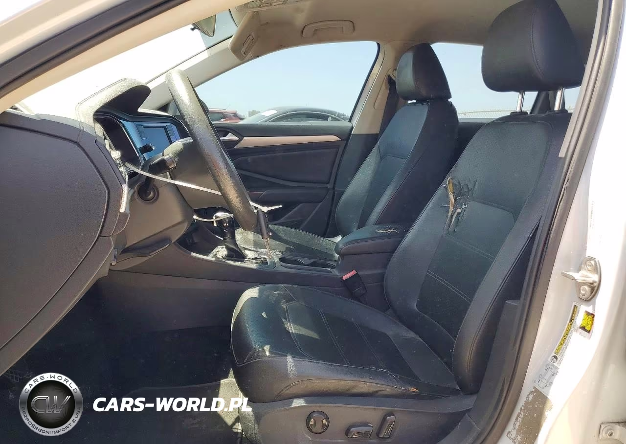2019 Volkswagen Jetta S VIN:3VWC57BU2KM074220 - 7