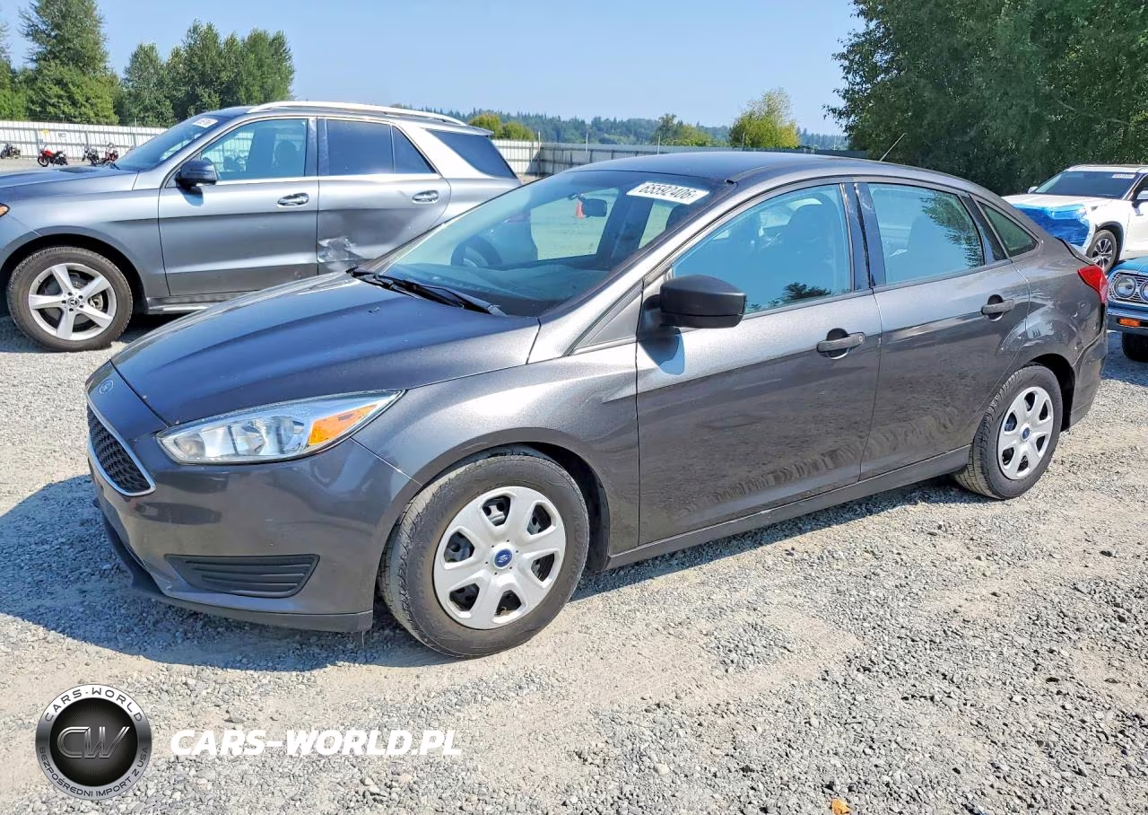 2016 Ford Focus S – zdjęcie 1 z 12