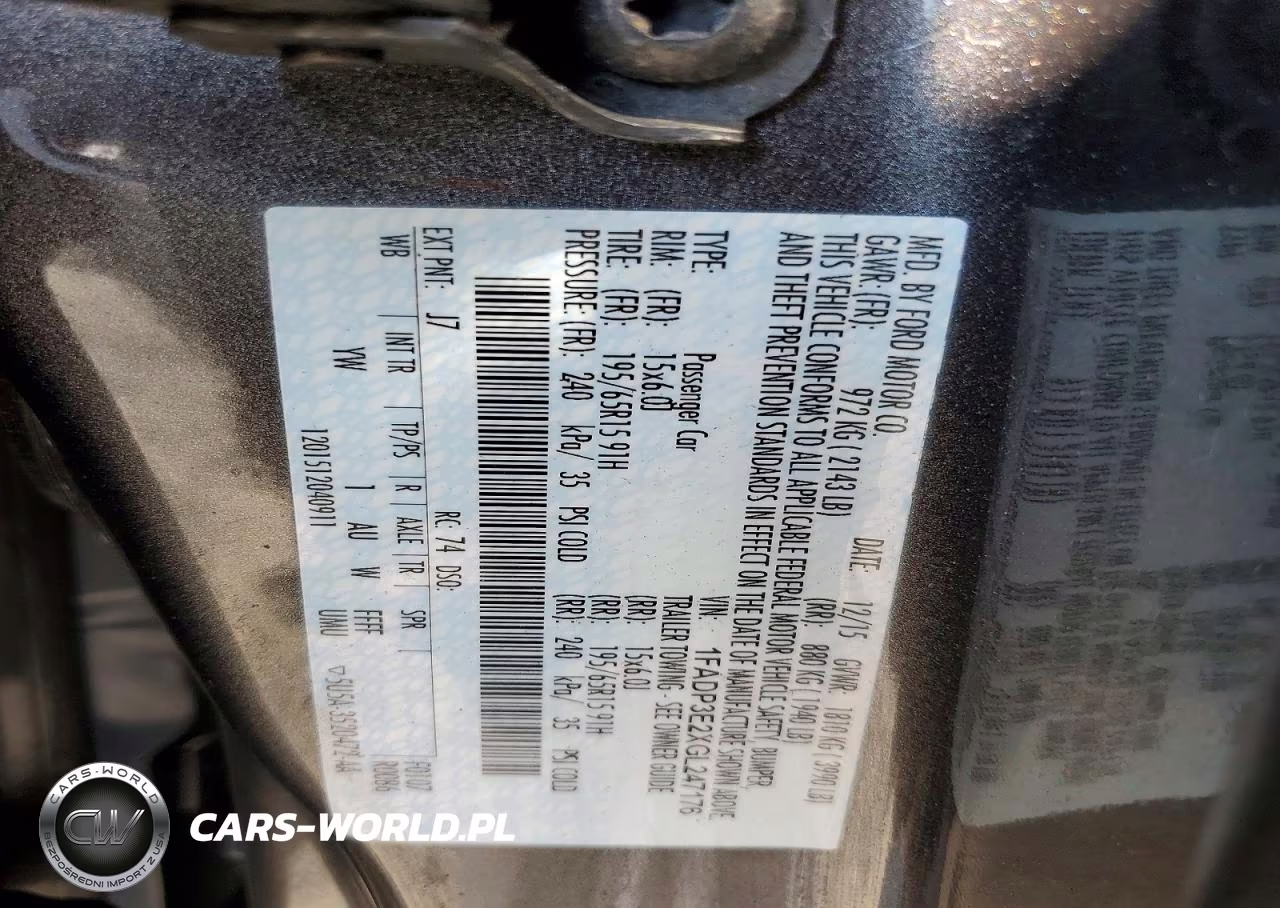 2016 Ford Focus S VIN:1FADP3E2XGL247176 - 12
