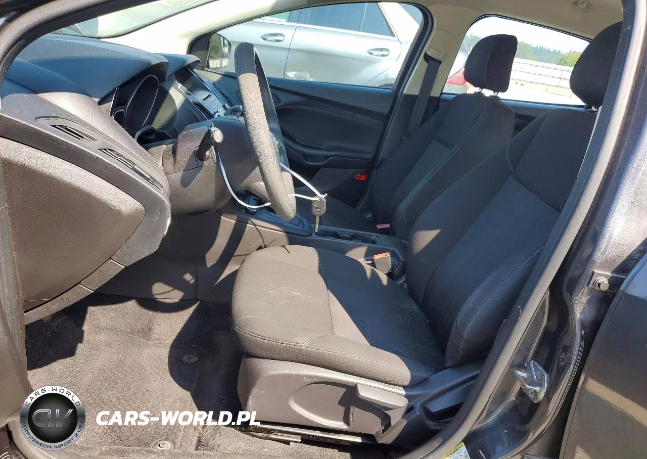 2016 Ford Focus S VIN:1FADP3E2XGL247176 - 7