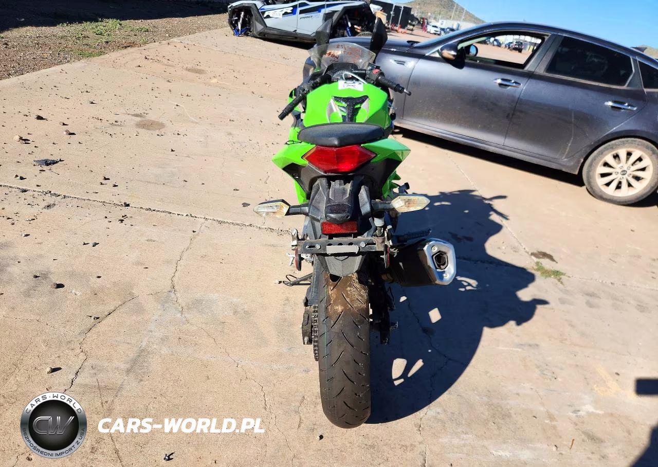 2015 Kawasaki Motorcycle VIN:JKAEX8B17FA015033 - 4
