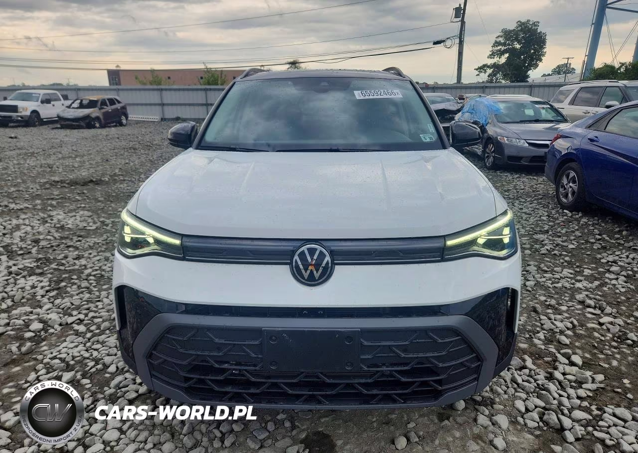 2025 Volkswagen Taos Se Black VIN:3VV2C7B25SM040499 - 5