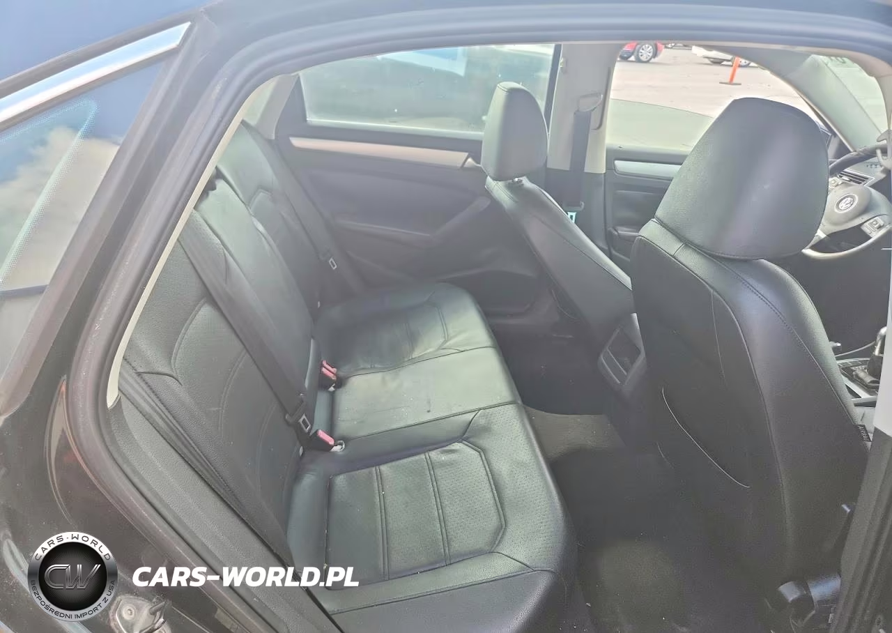 2012 Volkswagen Passat Se VIN:1VWBP7A39CC018051 - 10