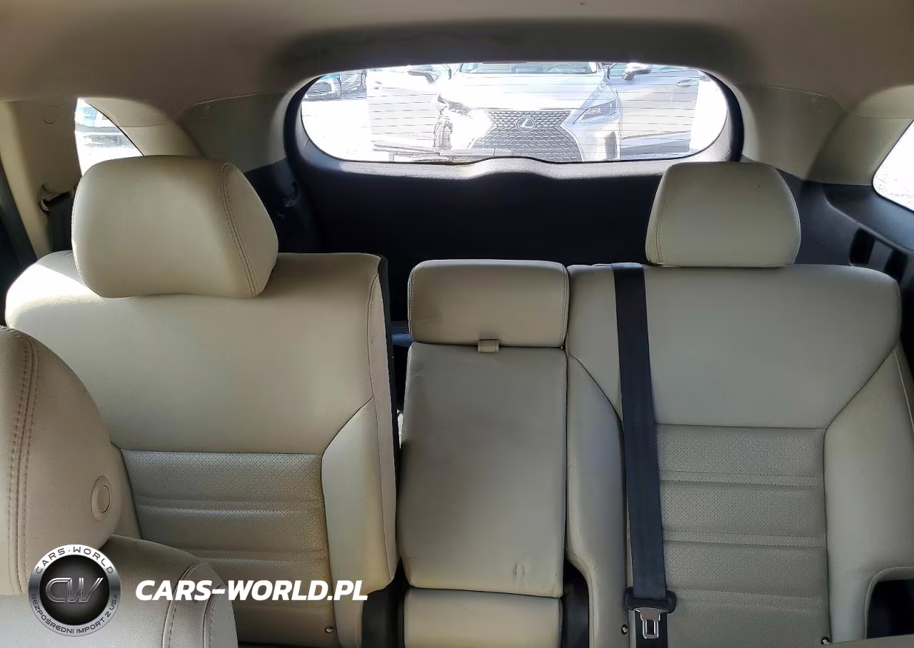2018 Kia Sorento Ex VIN:5XYPH4A13JG358520 - 10