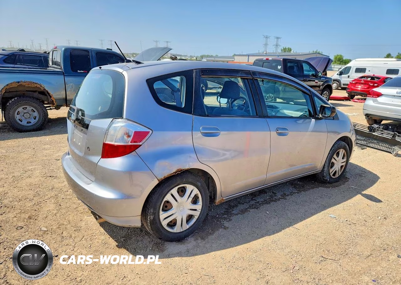 2009 Honda Fit VIN:JHMGE88279S008861 - 3