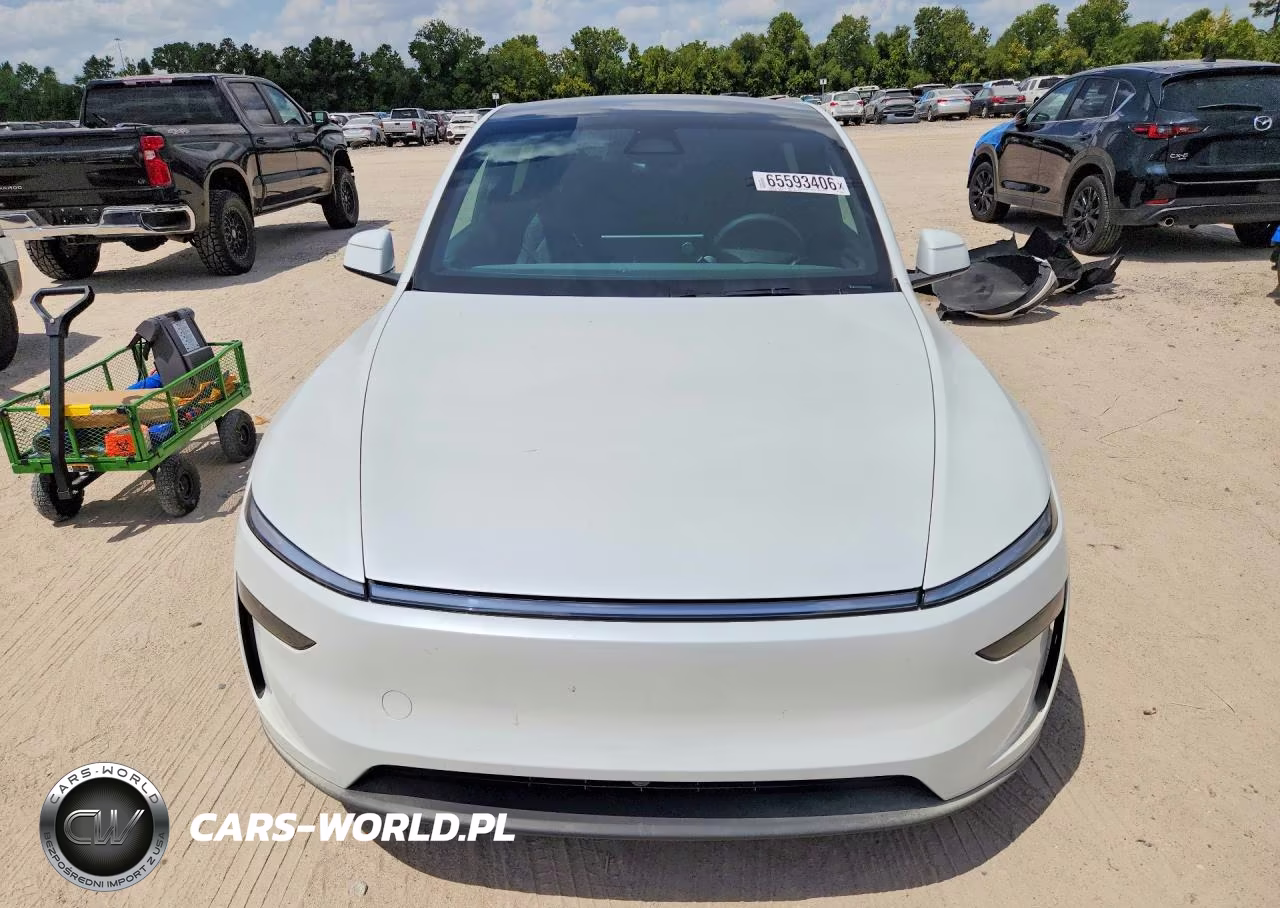 2026 Tesla Model Y VIN:7SAYGDED5TA664639 - 5
