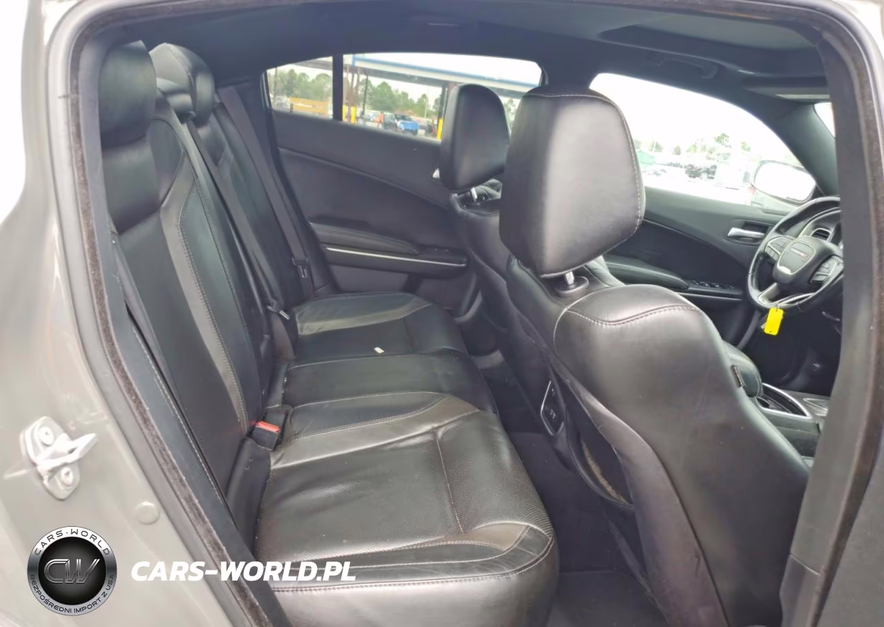 2019 Dodge Charger Sxt VIN:2C3CDXBG1KH717675 - 10