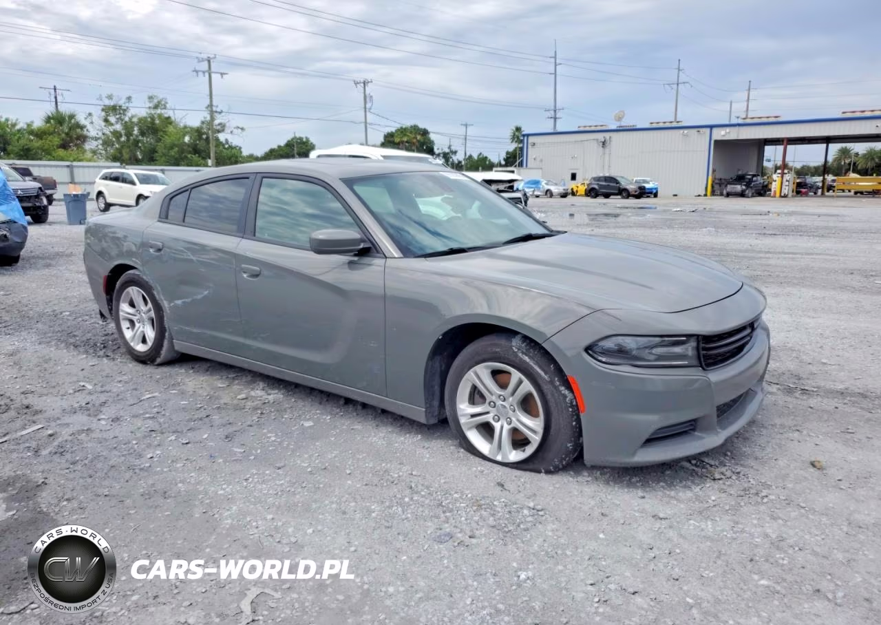 2019 Dodge Charger Sxt VIN:2C3CDXBG1KH717675 - 4