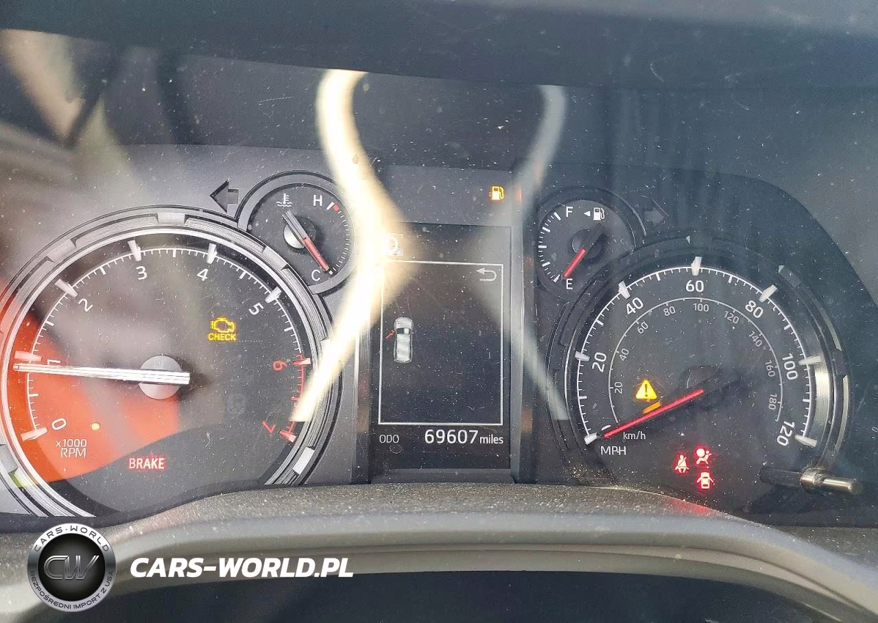 2020 Toyota 4Runner Sr5 VIN:JTEZU5JR2L5227859 - 9
