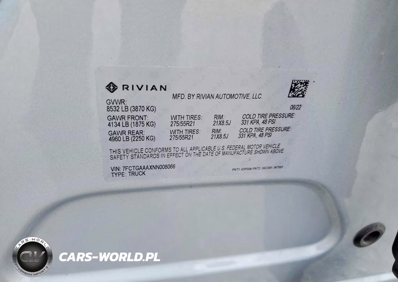 2022 Rivian R1T Adventure VIN:7FCTGAAAXNN008066 - 12