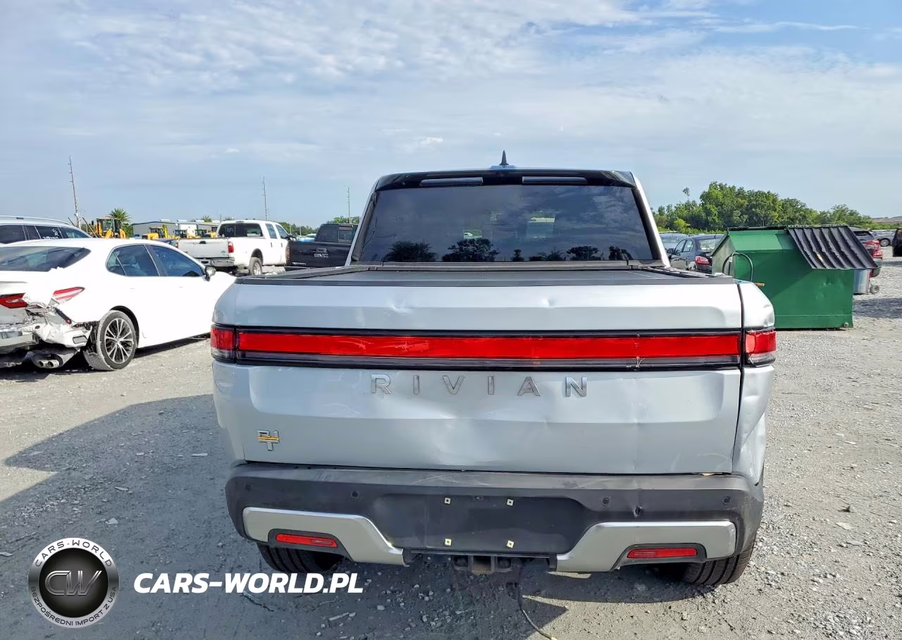 2022 Rivian R1T Adventure VIN:7FCTGAAAXNN008066 - 6