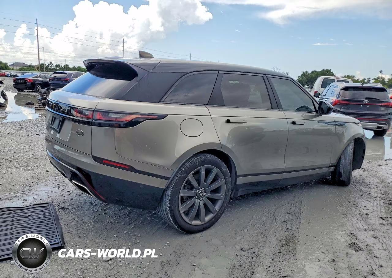 2018 Land Rover Range Rover Velar R-Dynamic Se VIN:SALYL2RV3JA745897 - 3