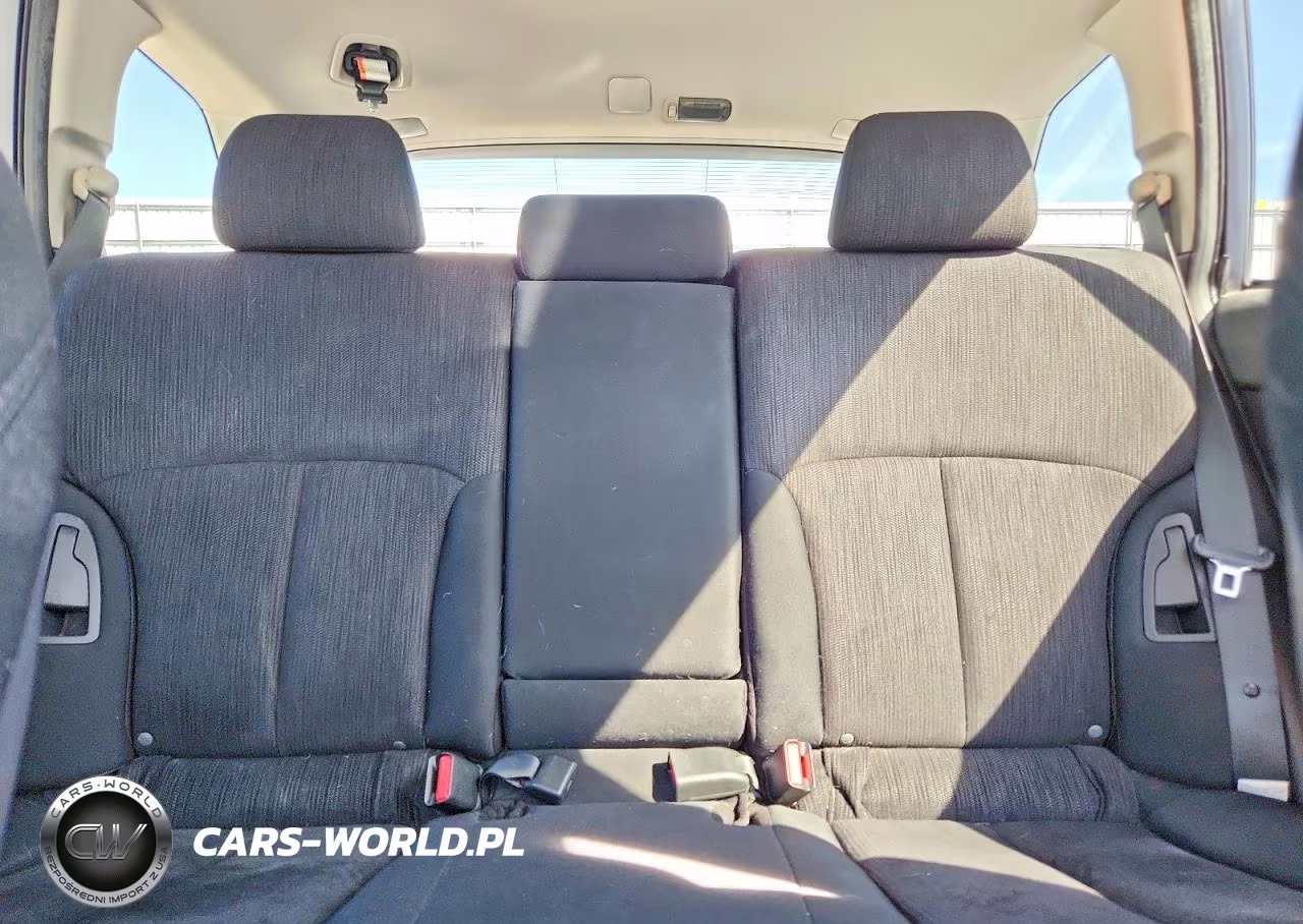 2014 Subaru Outback 2.5I Premium VIN:4S4BRBCC8E3245940 - 10