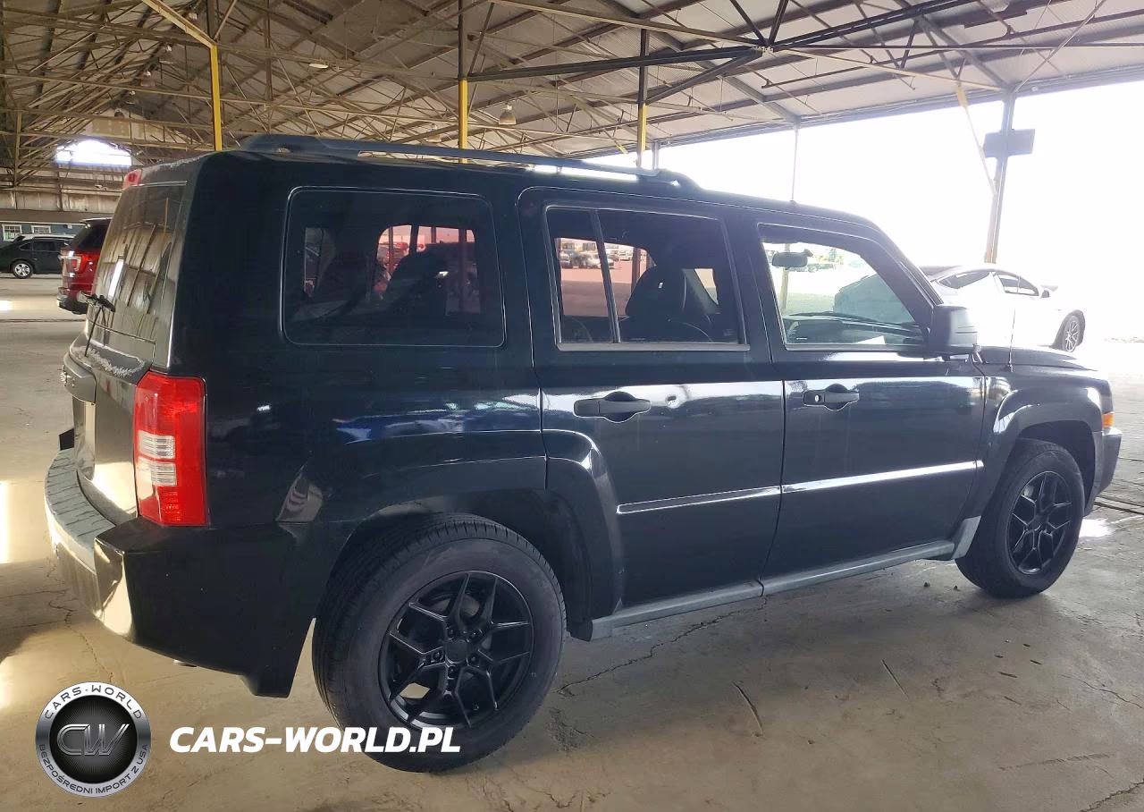 2008 Jeep Patriot Sport VIN:1J8FT28028D709513 - 3