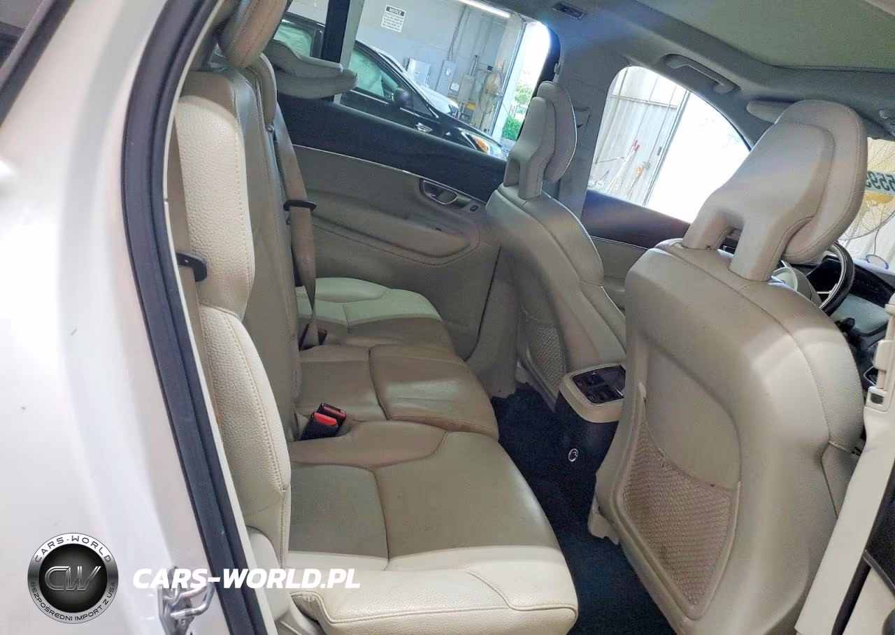 2020 Volvo Xc90 T5 Momentum VIN:YV4102PKXL1537171 - 11