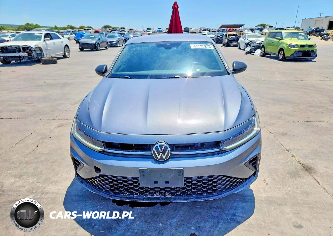 2025 Volkswagen Jetta Sport VIN:3VWBX7BU8SM066872 - 5