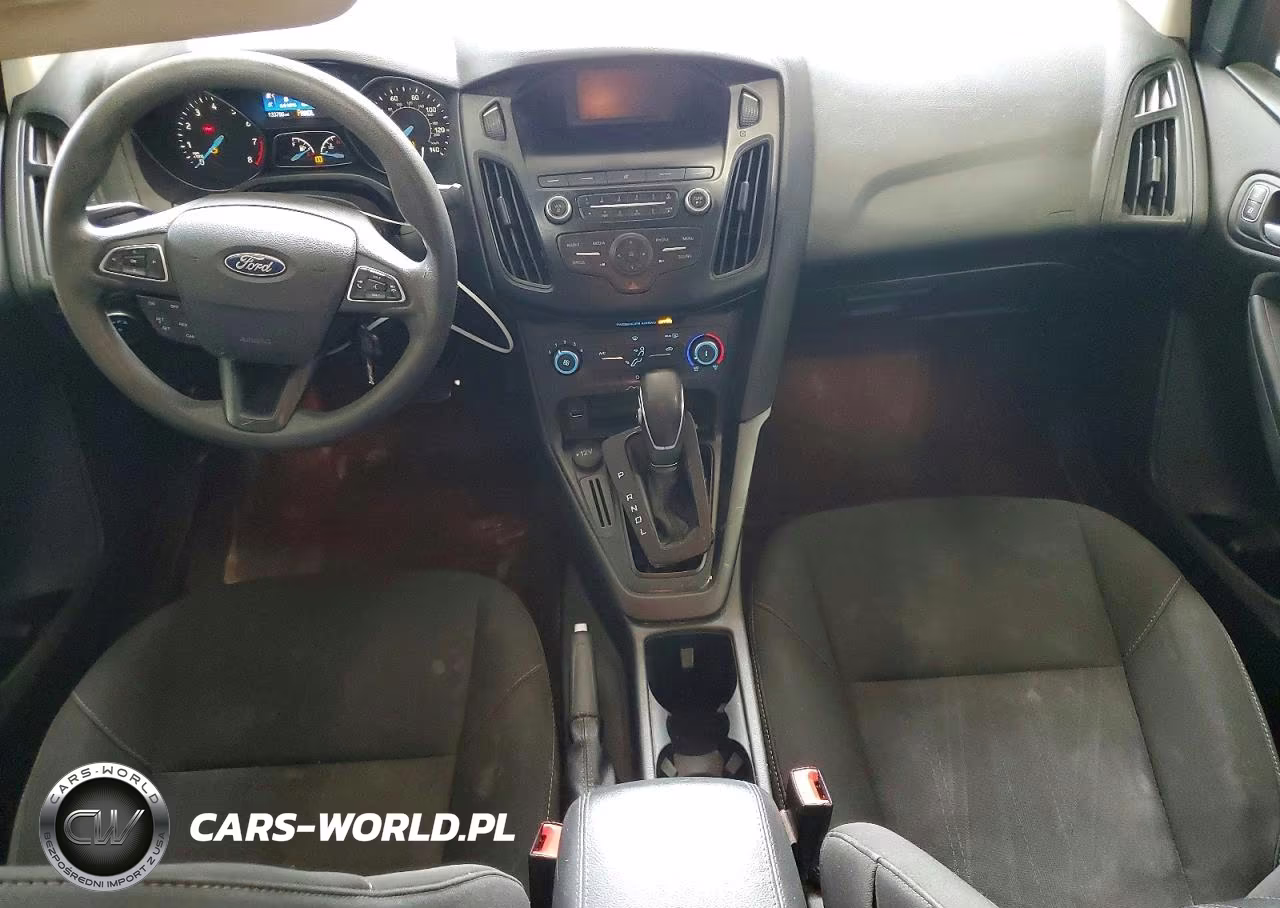 2018 Ford Focus Se VIN:1FADP3F26JL315981 - 8