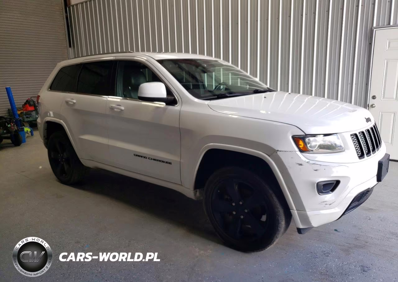 2015 Jeep Grand Cherokee Laredo VIN:1C4RJFAG8FC165868 - 4