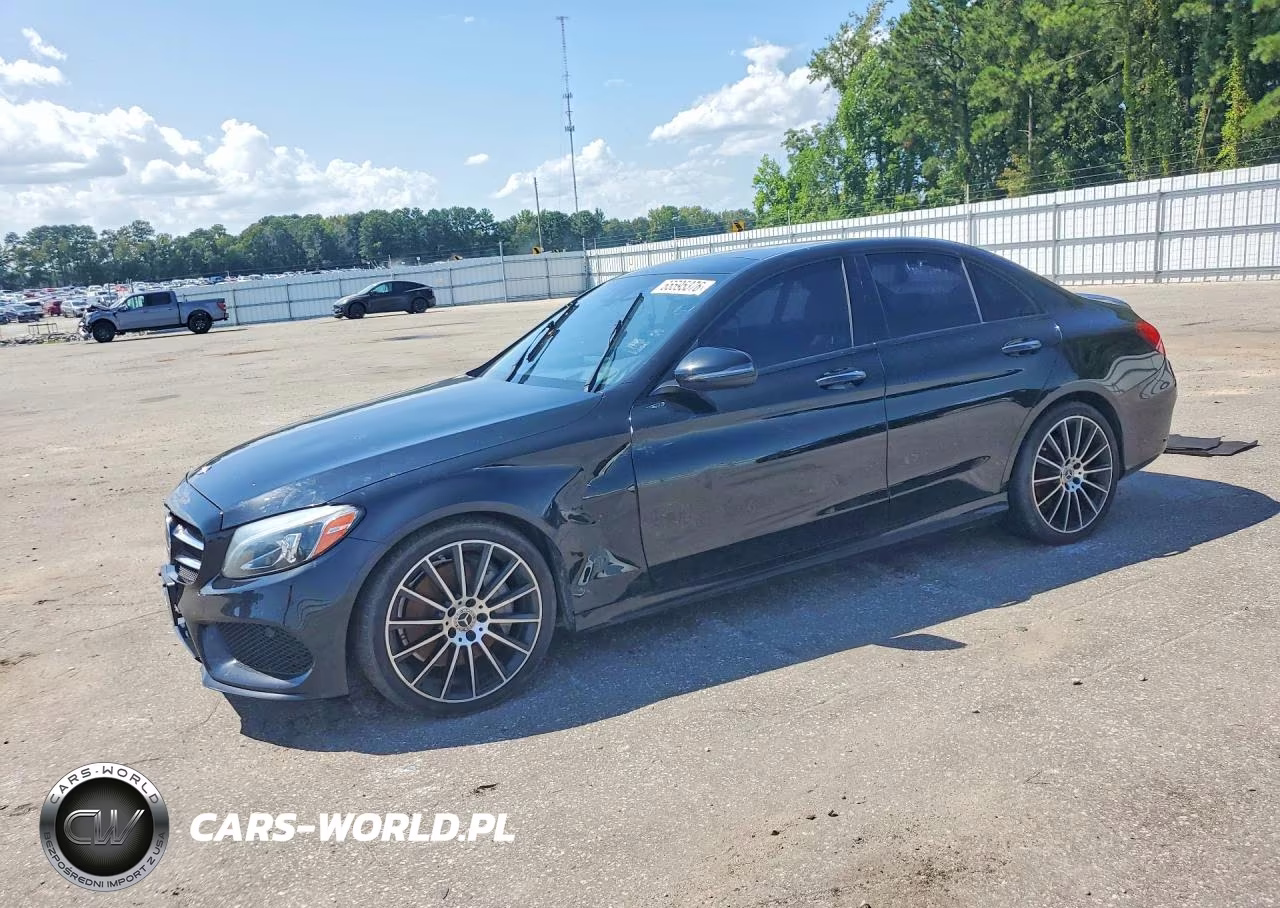 2018 Mercedes-Benz C 300 – zdjęcie 1 z 12