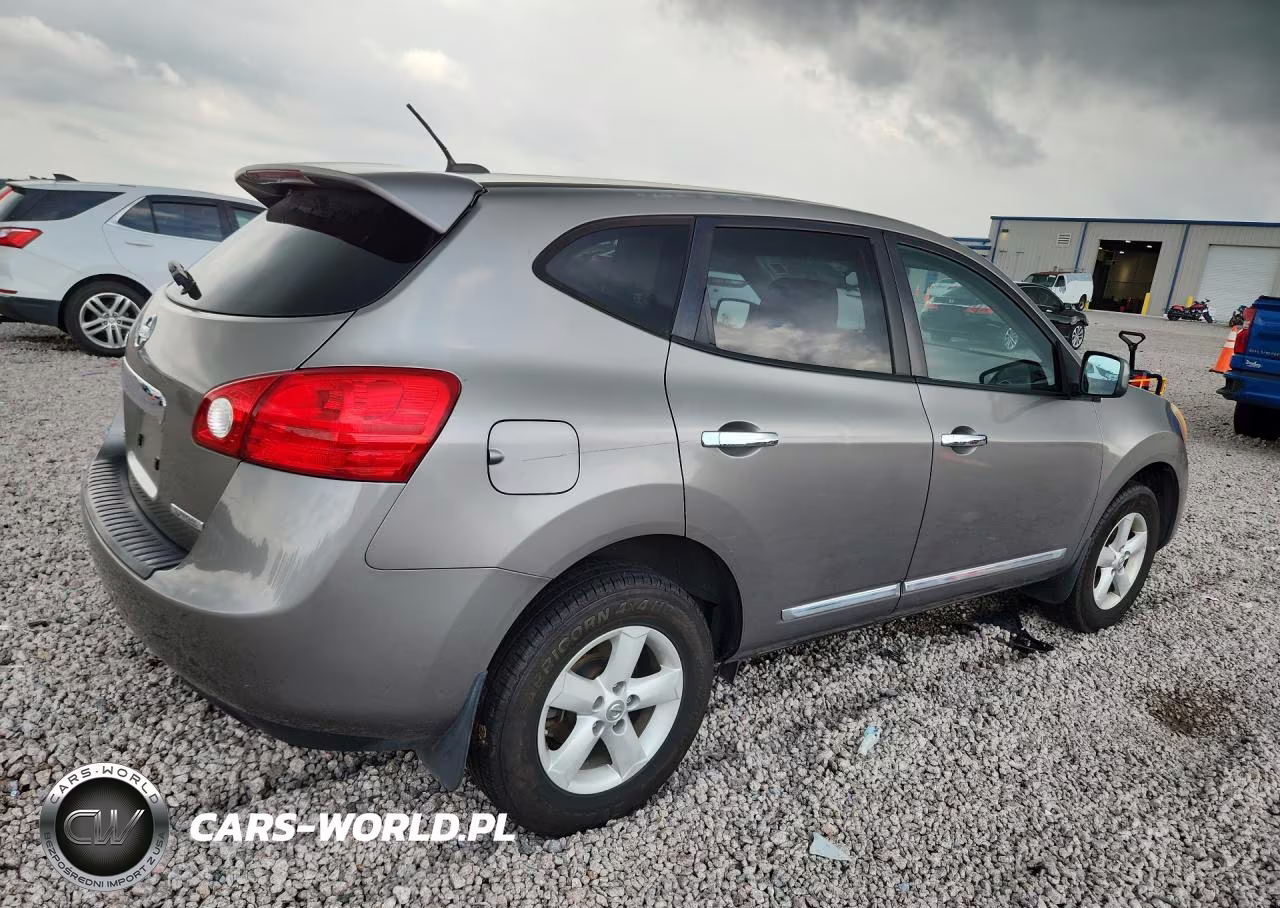2013 Nissan Rogue S VIN:JN8AS5MT1DW530095 - 3