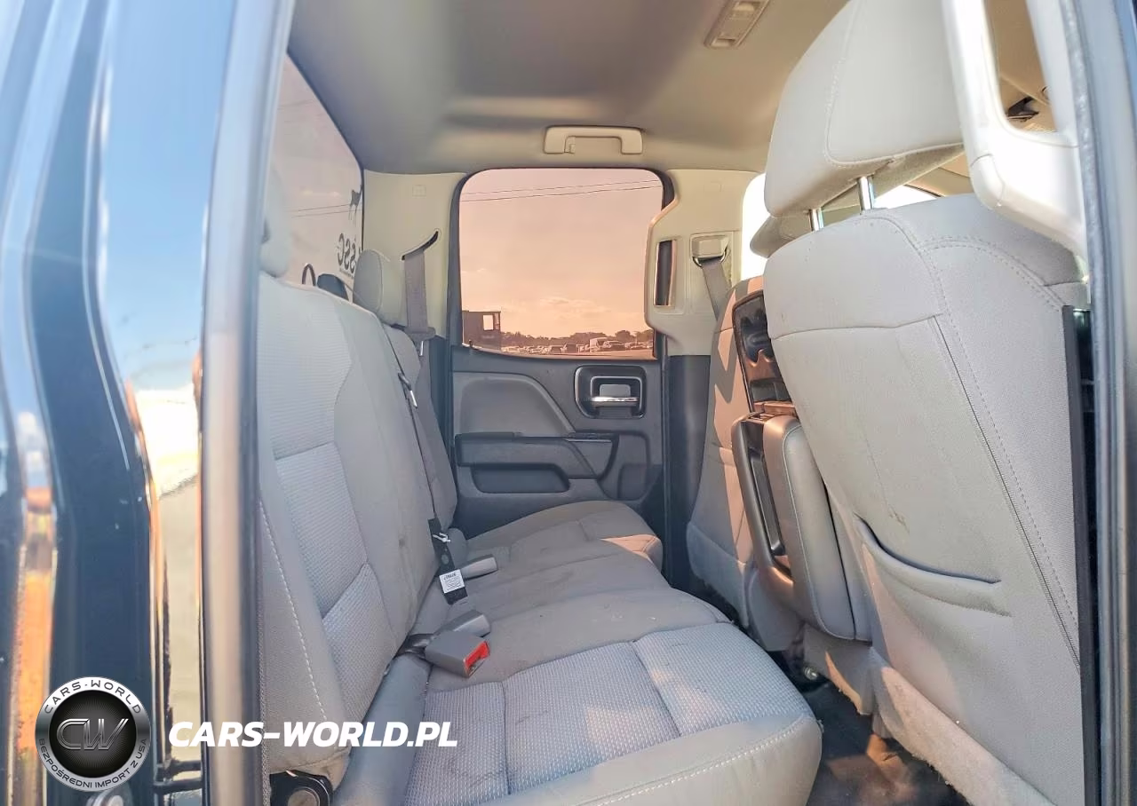 2017 Chevrolet Silverado K1500 Custom VIN:1GCVKPEC5HZ392895 - 10