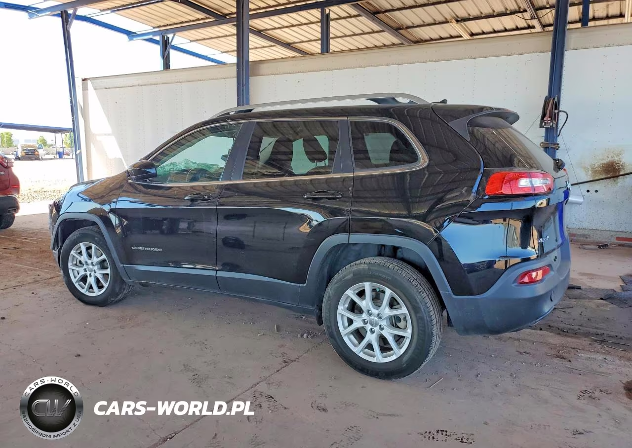 2017 Jeep Cherokee Latitude VIN:1C4PJMCB5HD218357 - 2