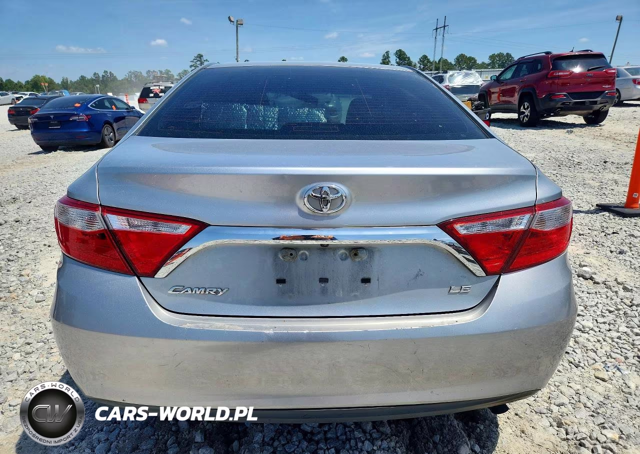 2015 Toyota Camry Le VIN:4T4BF1FK8FR449211 - 6