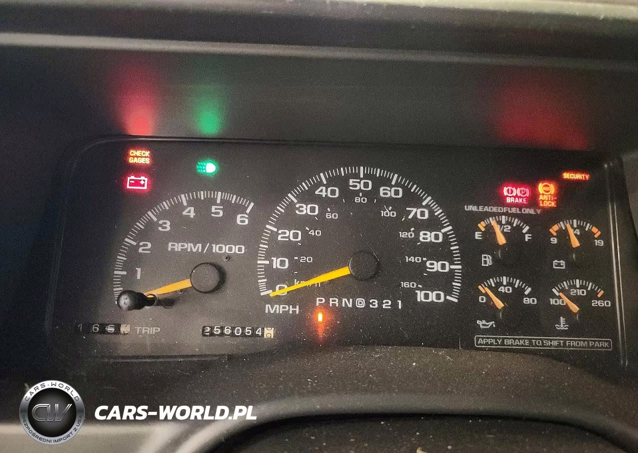 1999 GMC Suburban K1500 VIN:3GKFK16RXXG551482 - 9