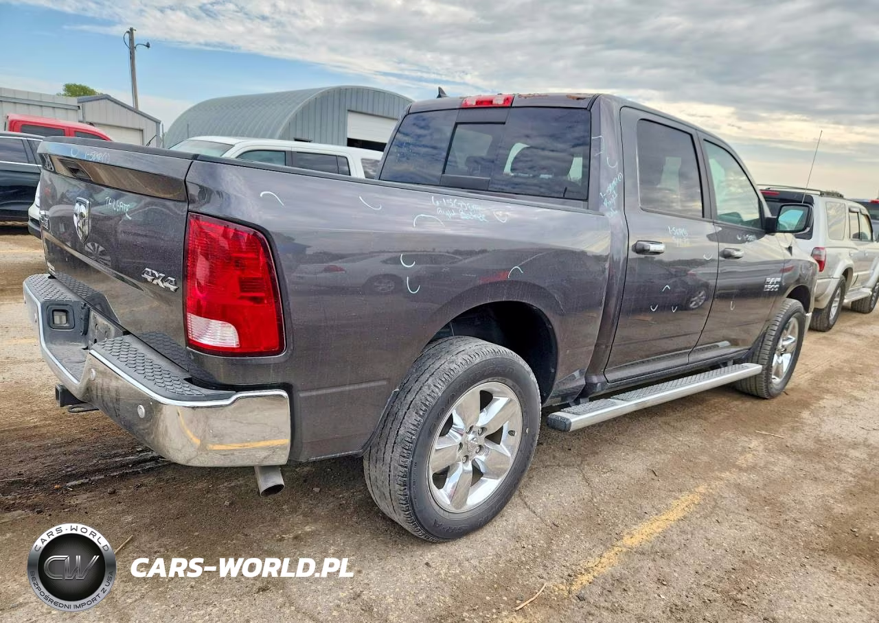 2017 Ram 1500 Slt VIN:1C6RR7LG4HS656949 - 3