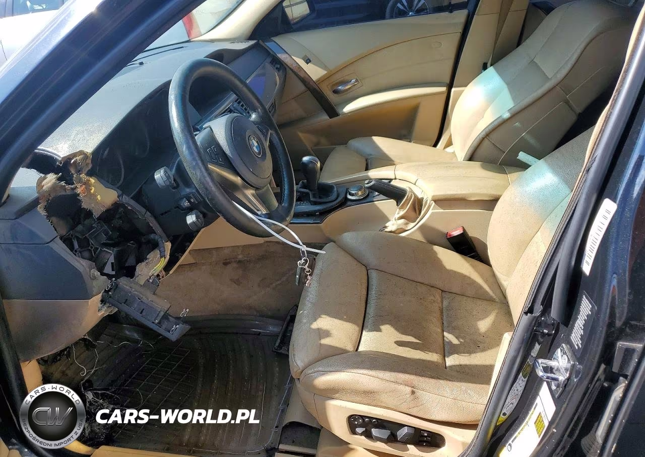 2007 BMW 530 Xi VIN:WBANF73587CU21863 - 7