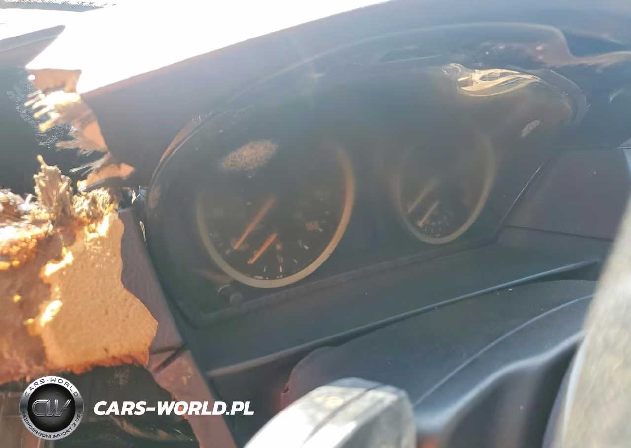 2007 BMW 530 Xi VIN:WBANF73587CU21863 - 9