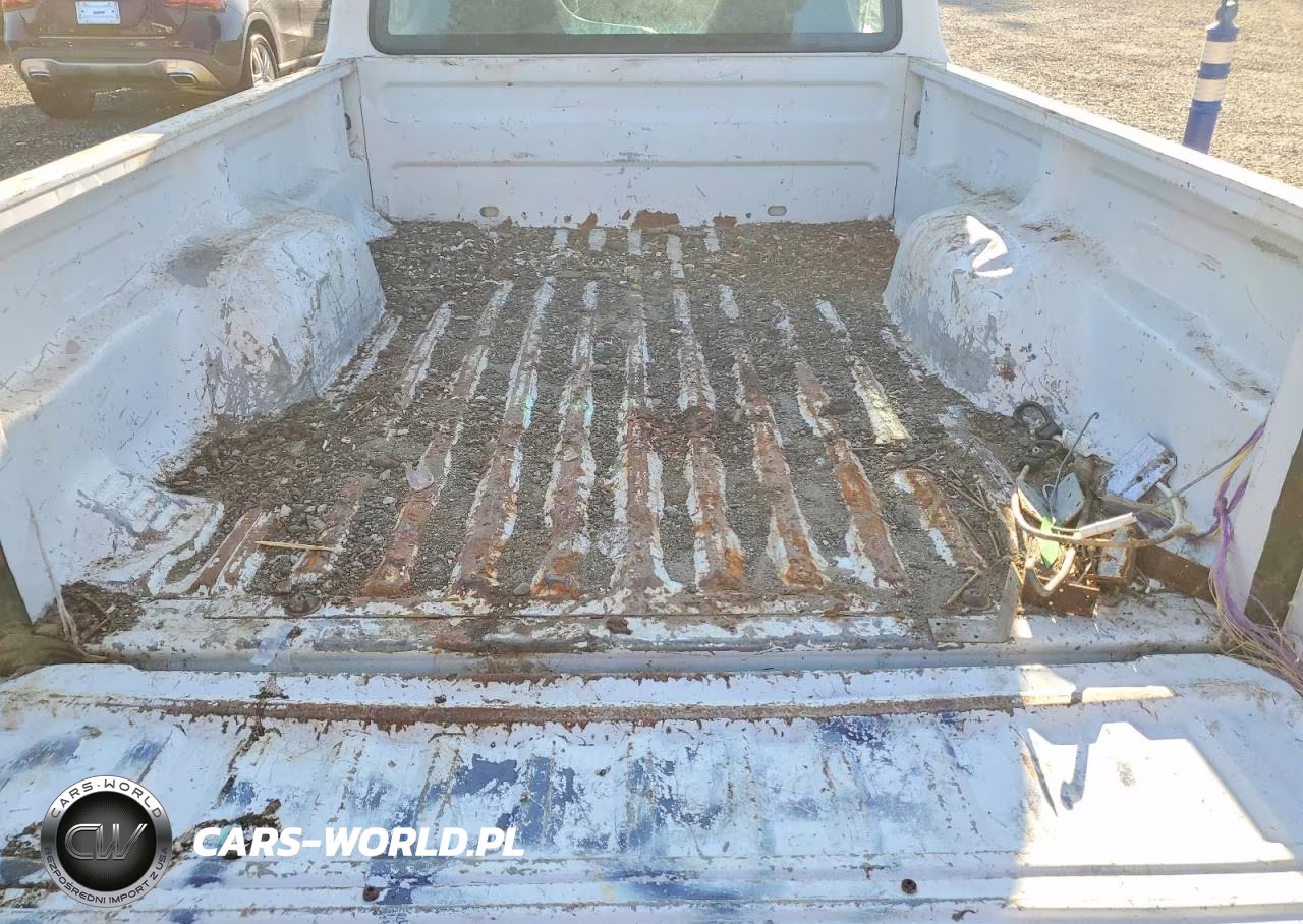 1999 Mazda B2500 VIN:4F4YR12C8XTM00362 - 10