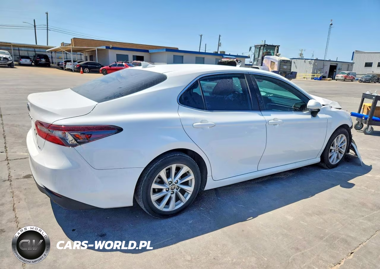 2023 Toyota Camry Le VIN:4T1R11AK8PU738556 - 3