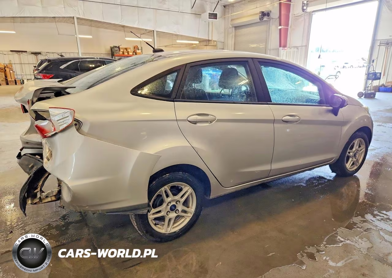 2018 Ford Fiesta Se VIN:3FADP4BJ6JM112655 - 3