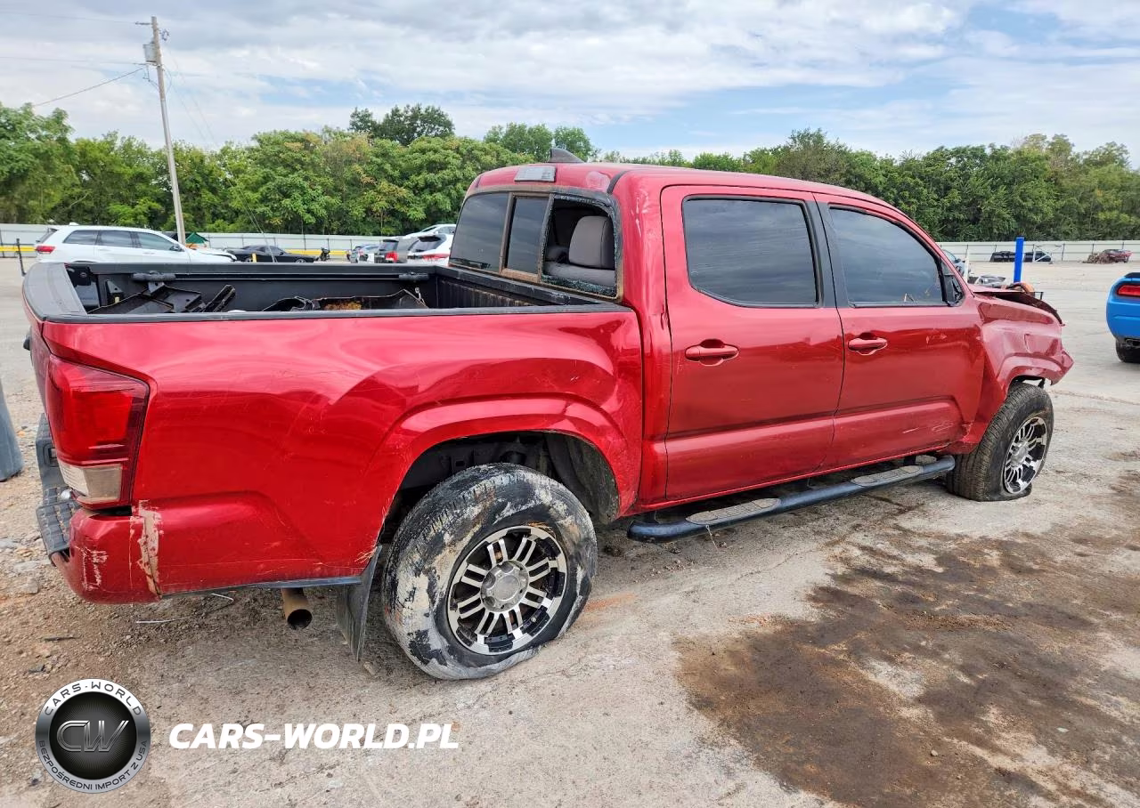 2018 Toyota Tacoma Sr VIN:5TFAX5GN4JX124991 - 3