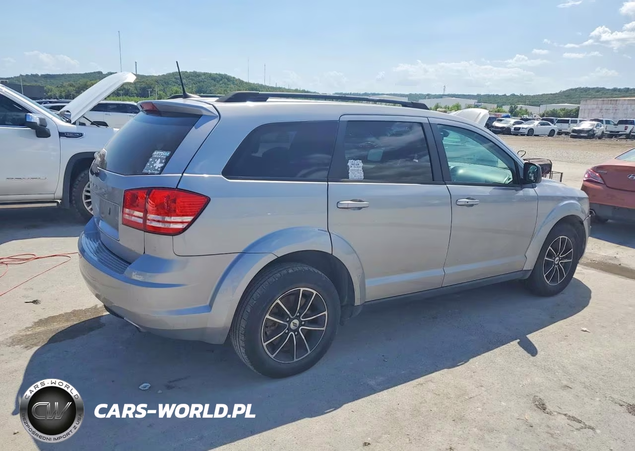 2018 Dodge Journey Se VIN:3C4PDCAB7JT496472 - 3