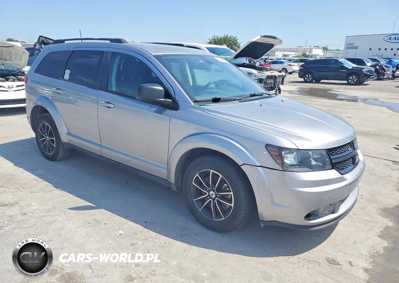 2018 Dodge Journey Se VIN:3C4PDCAB7JT496472 - 4