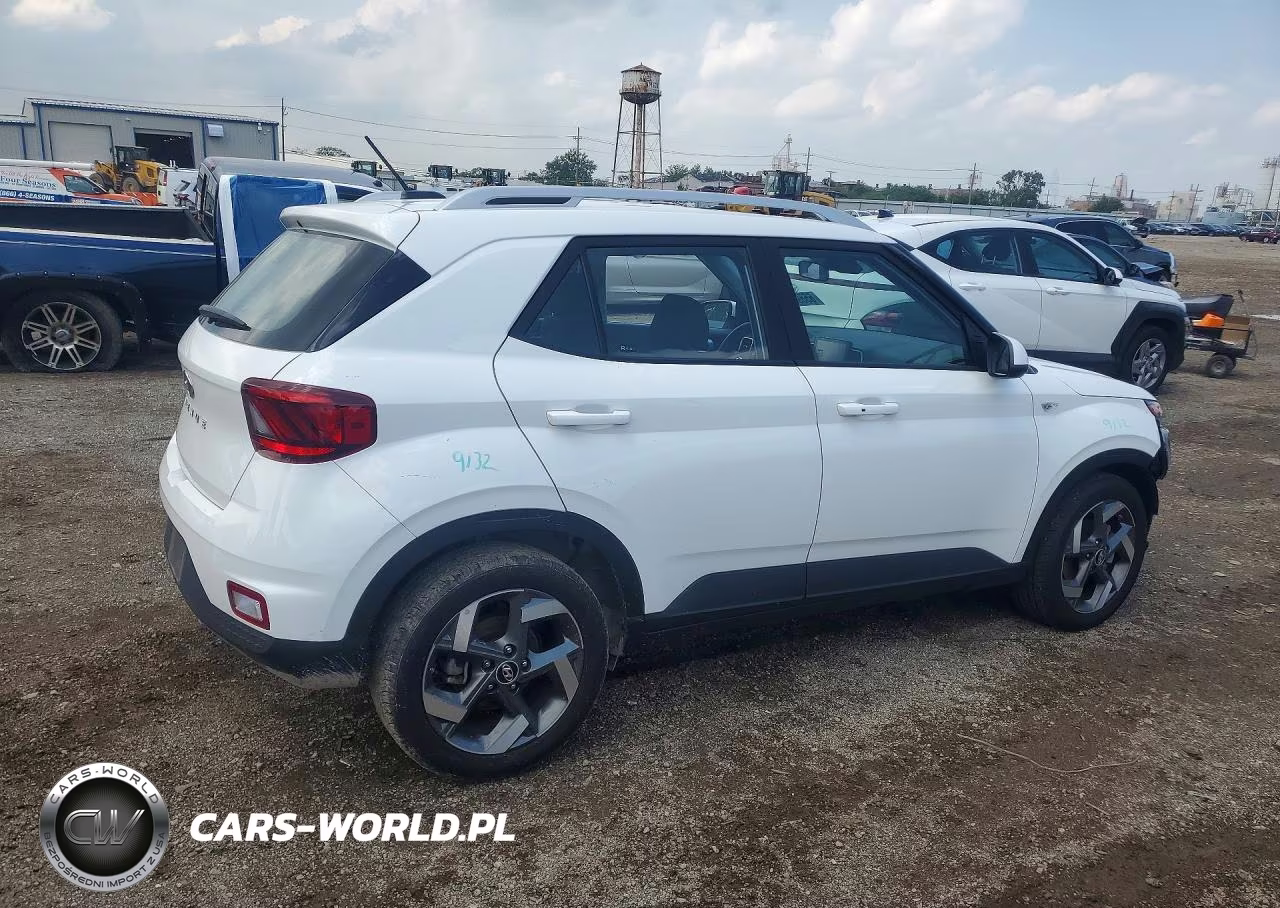 2025 Hyundai Venue Sel VIN:KMHRC8A34SU390887 - 3