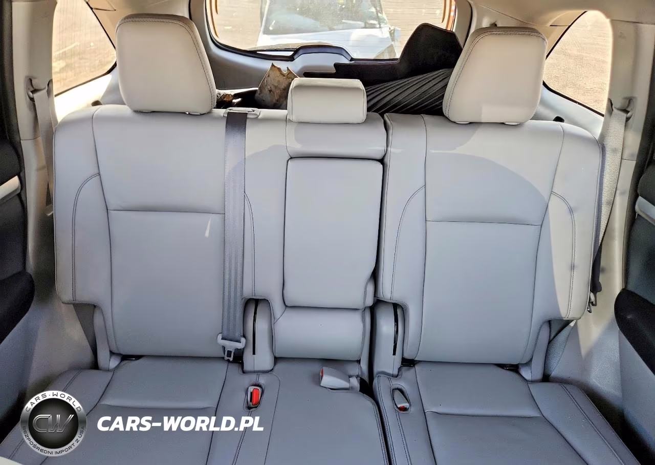 2019 Toyota Highlander Xle VIN:5TDJZRFH6KS569141 - 10