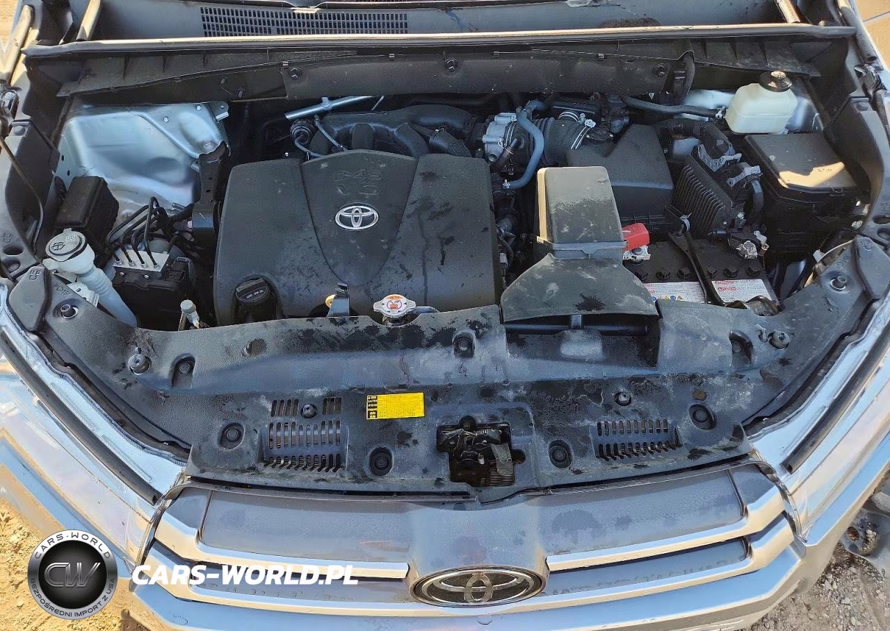 2019 Toyota Highlander Xle VIN:5TDJZRFH6KS569141 - 12