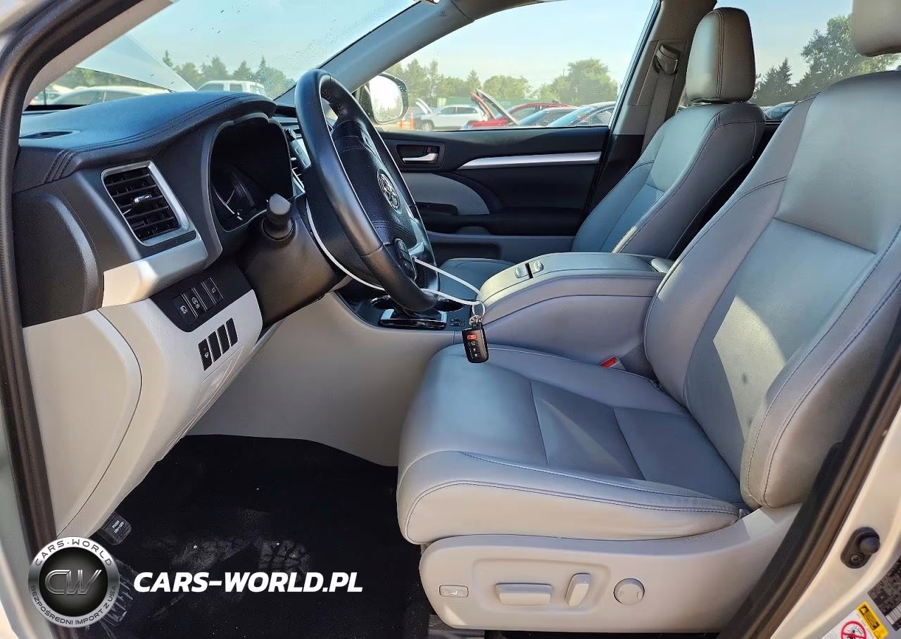 2019 Toyota Highlander Xle VIN:5TDJZRFH6KS569141 - 7