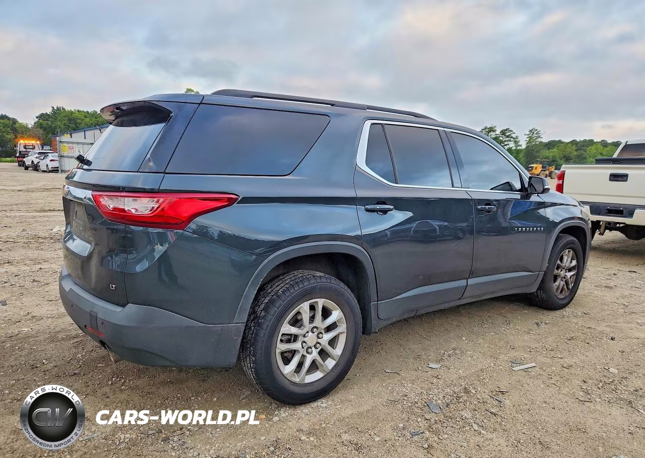 2020 Chevrolet Traverse VIN:1GNERGKW7LJ194604 - 3