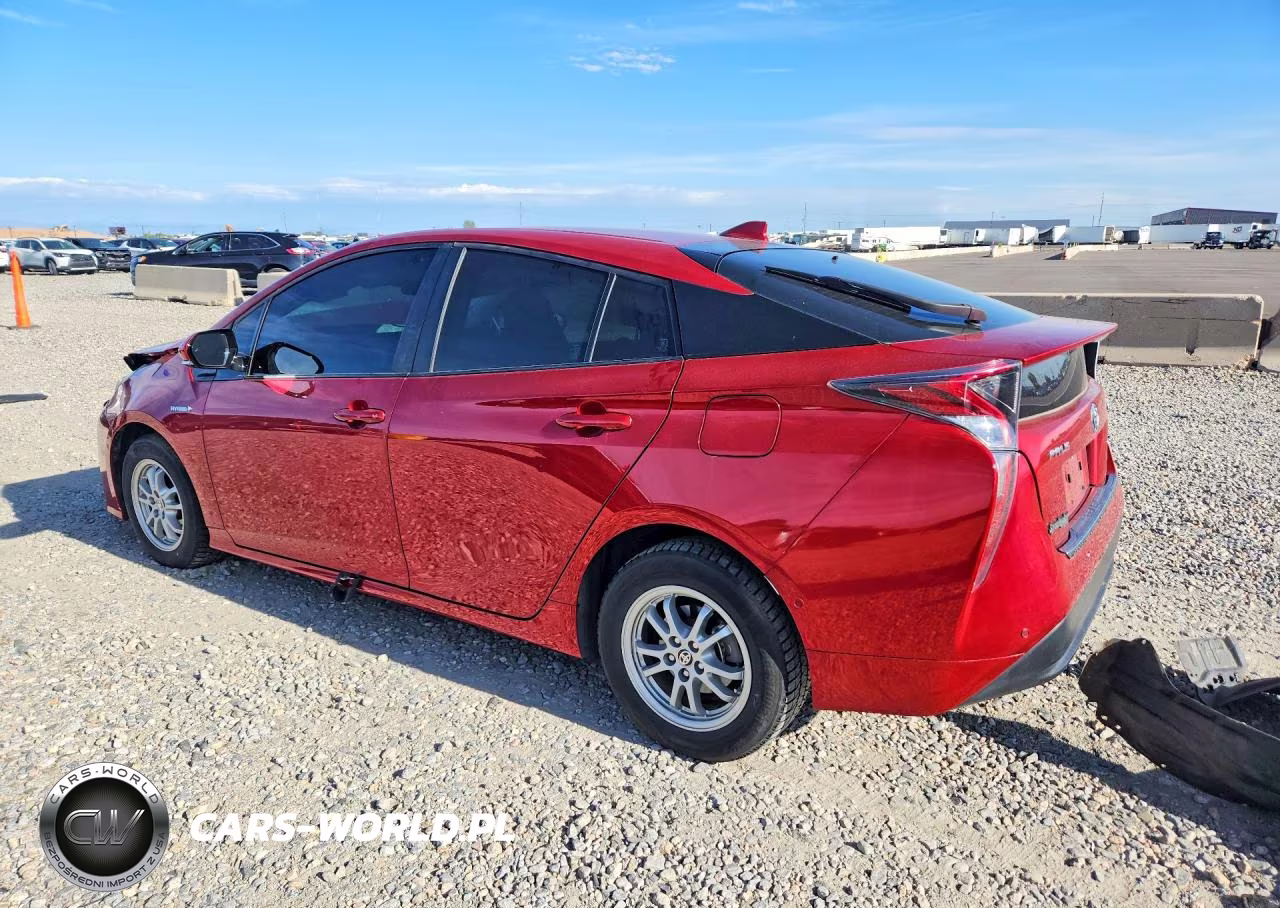 2018 Toyota Prius Three VIN:JTDKARFU0J3547841 - 2