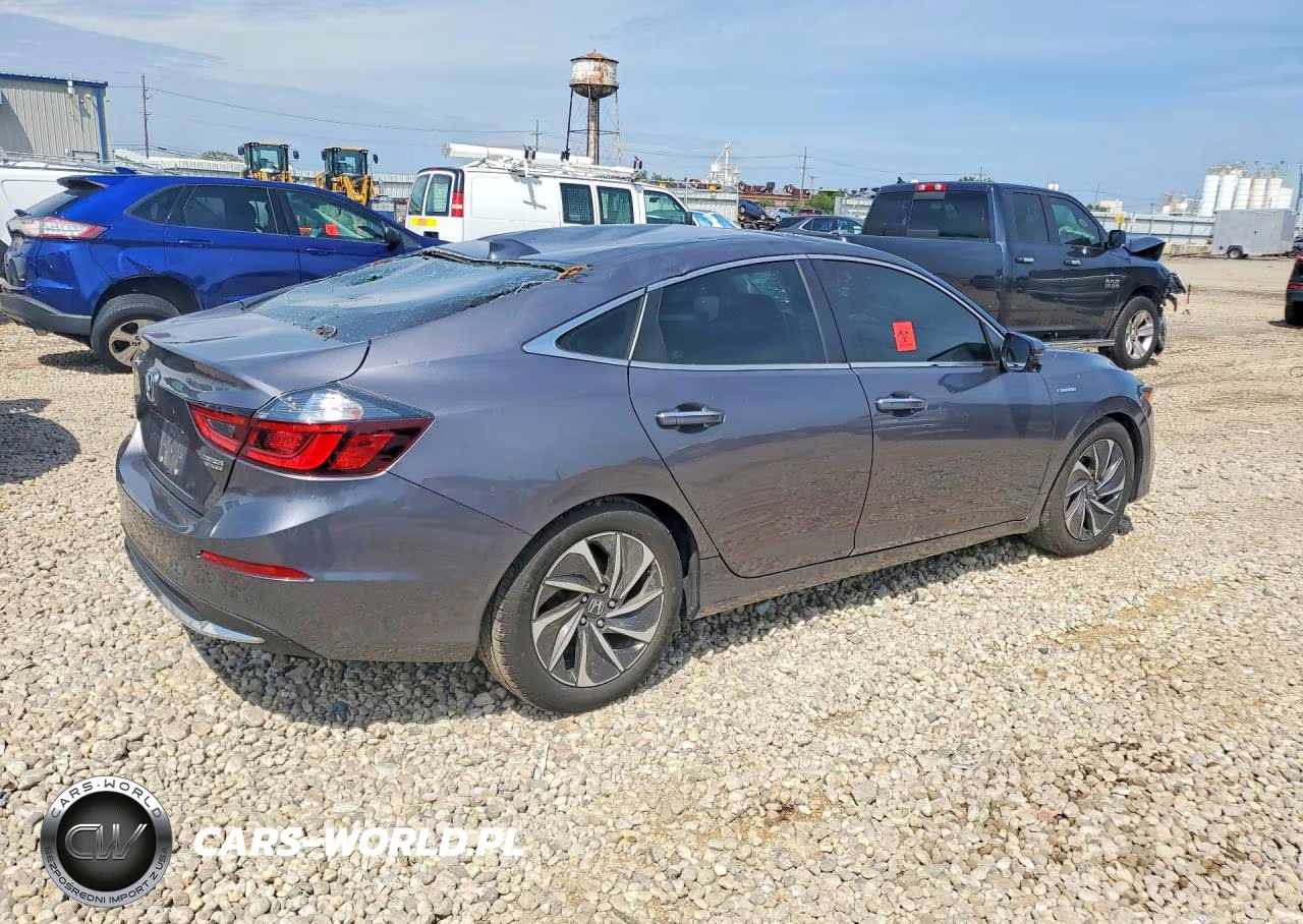 2019 Honda Insight Touring VIN:19XZE4F98KE016205 - 3
