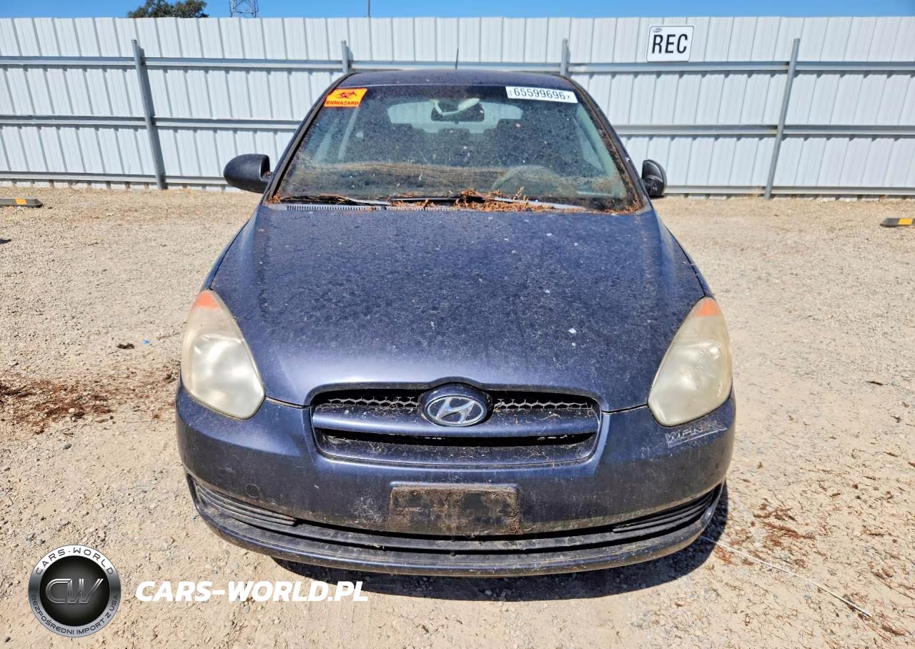 2007 Hyundai Accent Gs VIN:KMHCM36C07U037519 - 5