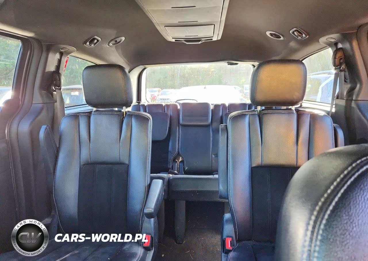 2018 Dodge Grand Caravan Sxt VIN:2C4RDGCG9JR328716 - 10