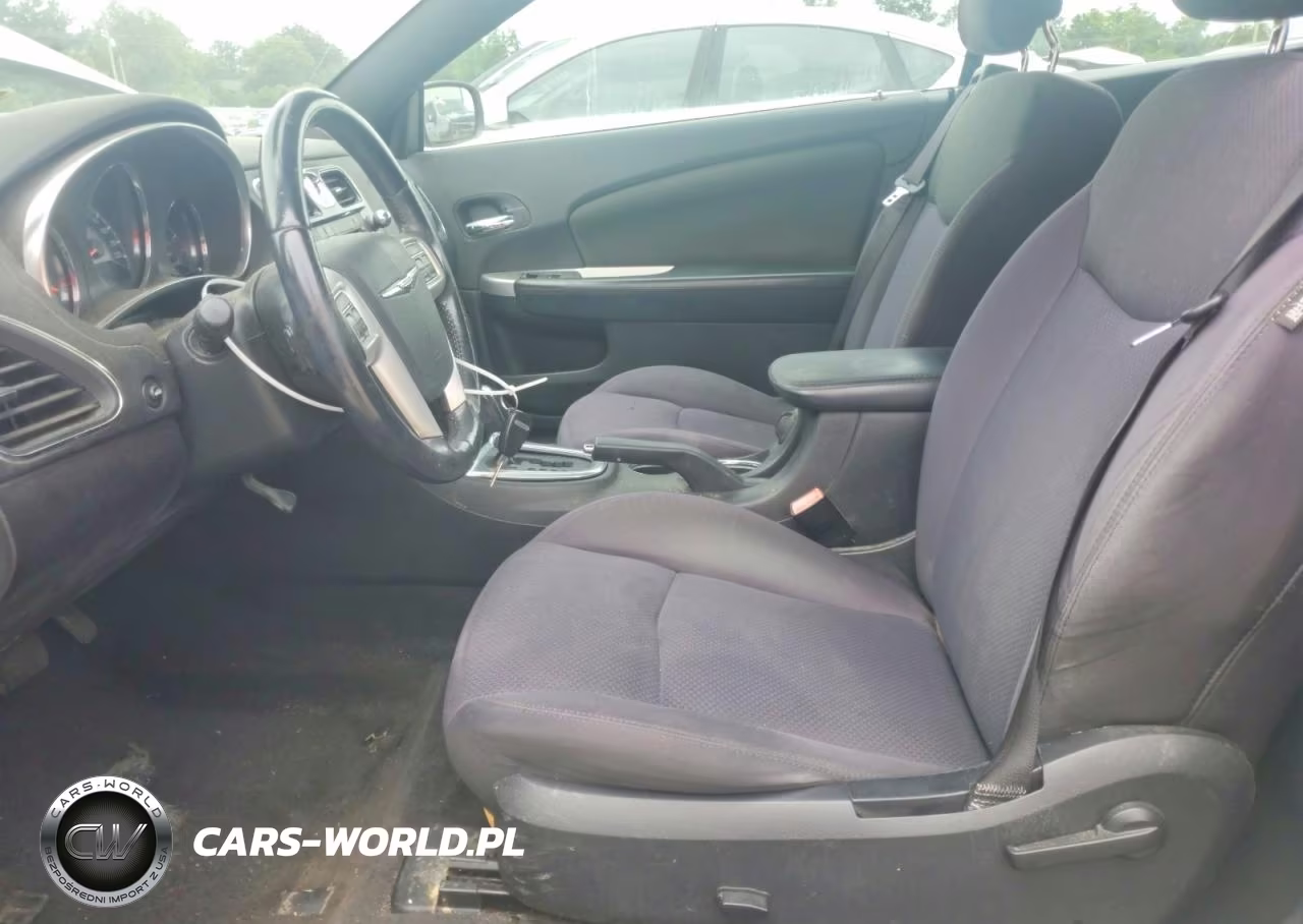 2012 Chrysler 200 Touring VIN:1C3BCBEB0CN218733 - 7