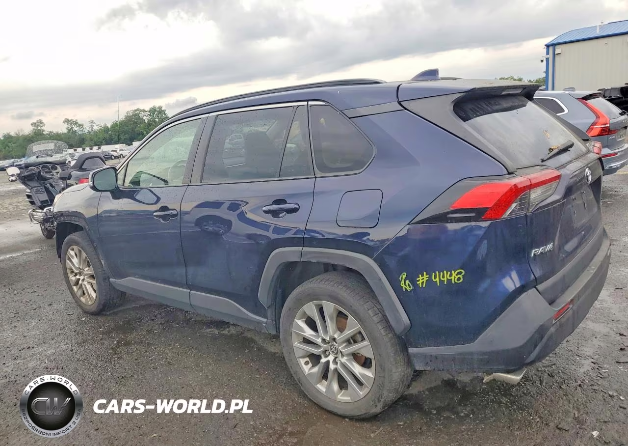 2021 Toyota Rav4 Xle Premium VIN:JTMA1RFV1MD532137 - 2