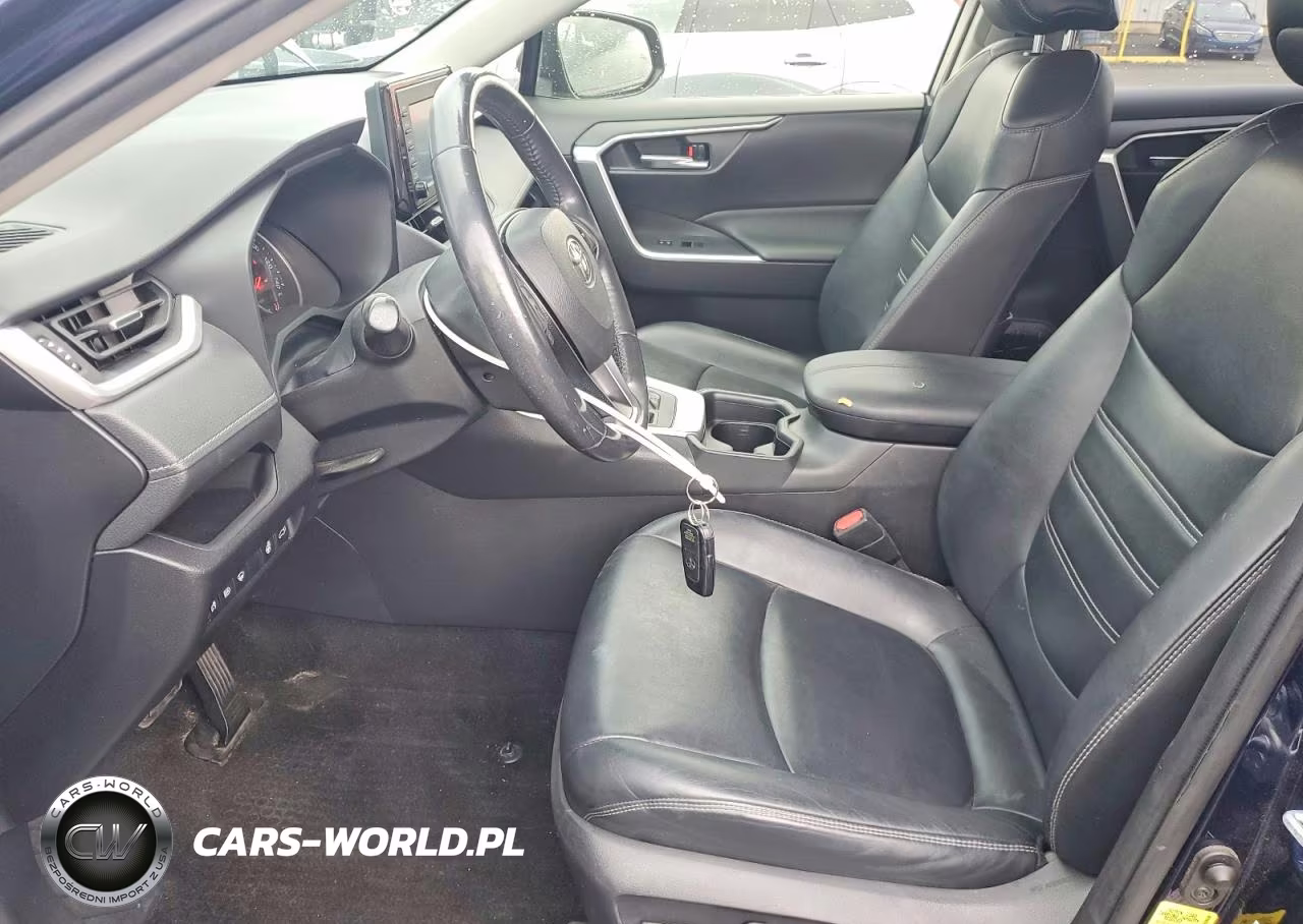 2021 Toyota Rav4 Xle Premium VIN:JTMA1RFV1MD532137 - 7